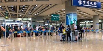 Beijing Tightens Grip on Who Can Leave the Country on Security Concerns