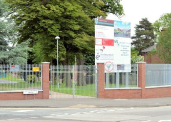 More than 300 Northern Ireland schools have received bomb-threat emails as police treat the messages as a hoax