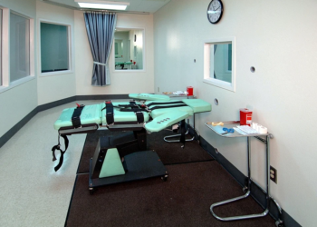 Tennessee Execution of Christa Pike Fails After Two Doses of Pentobarbital